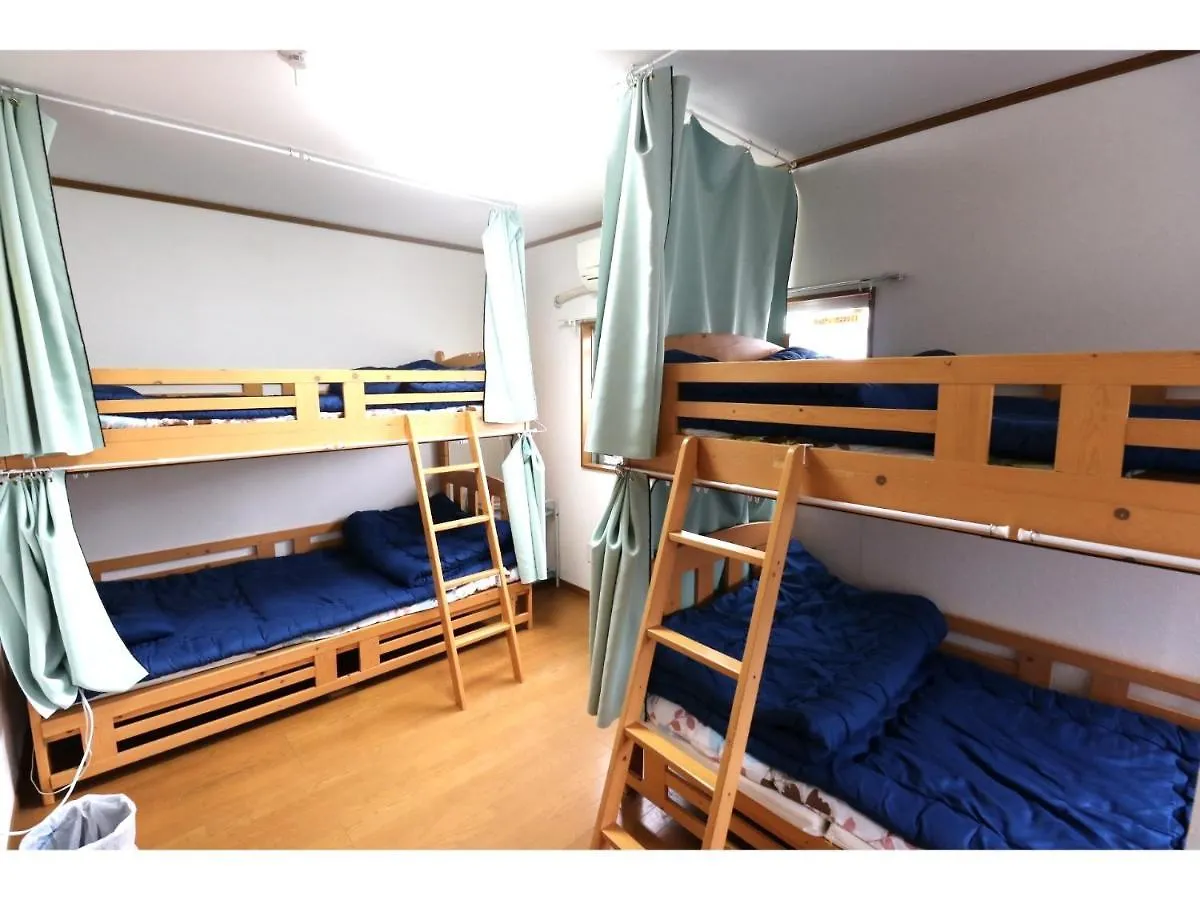 Guest House Carpe Hiroshima Koi Japan